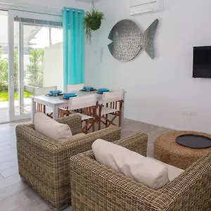 https://marina-ponente.hotelinveneto.com